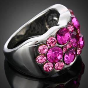 18k Wgp Fuschia Crystal Ring